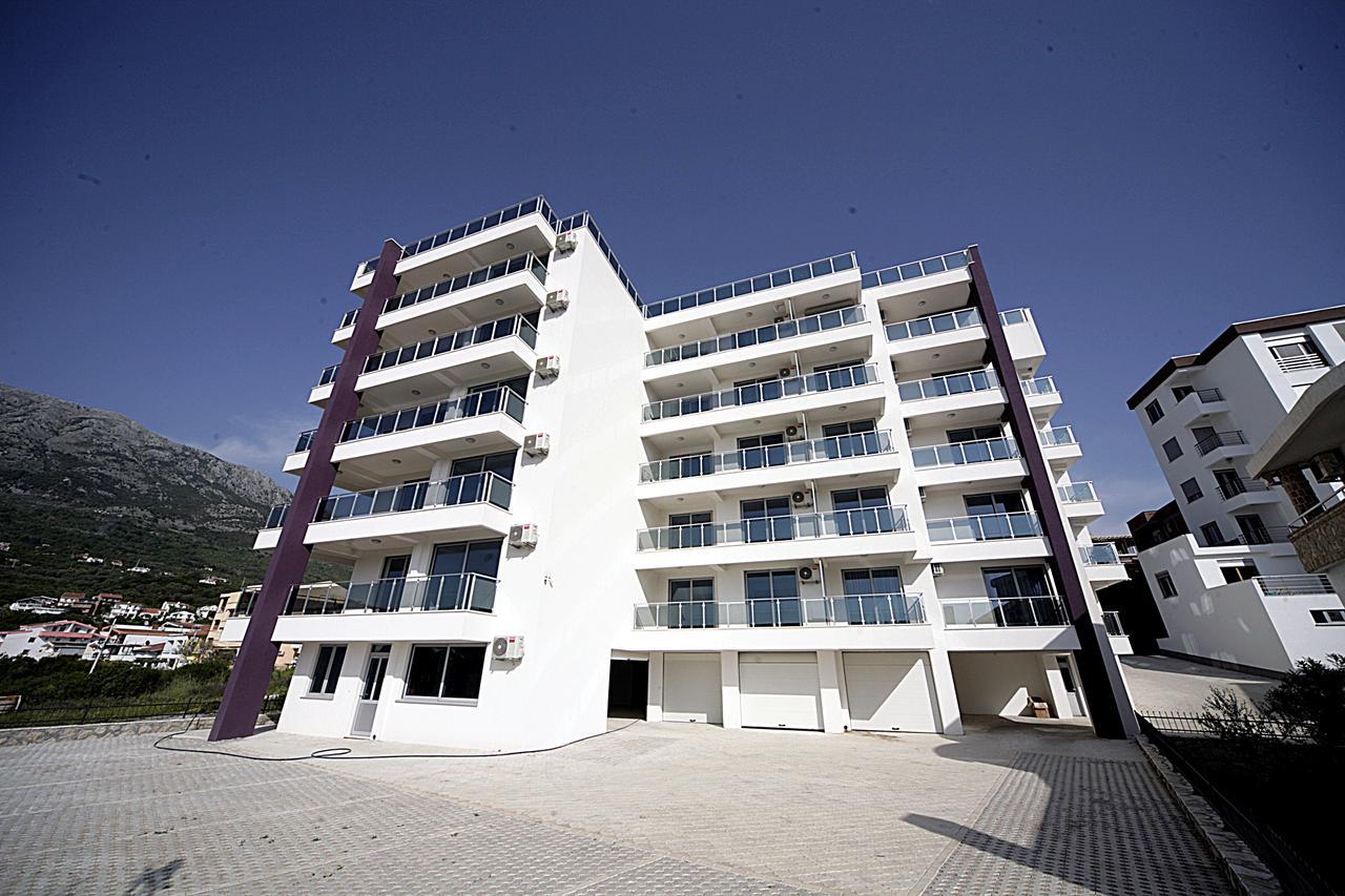 Sea Star Apartment Dobra Voda Dış mekan fotoğraf