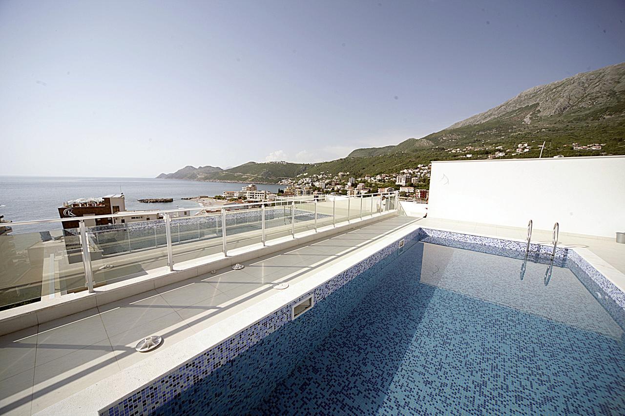 Sea Star Apartment Dobra Voda Dış mekan fotoğraf
